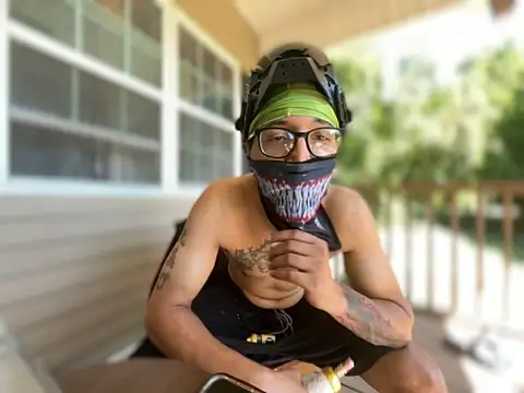 Show de ThrowedWorldWide na webcam