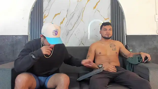 Вебкам-шоу Latins_on_fire