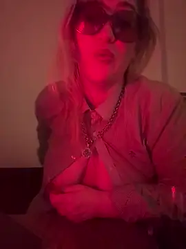 Chatroom XXX en direct de Granlady7