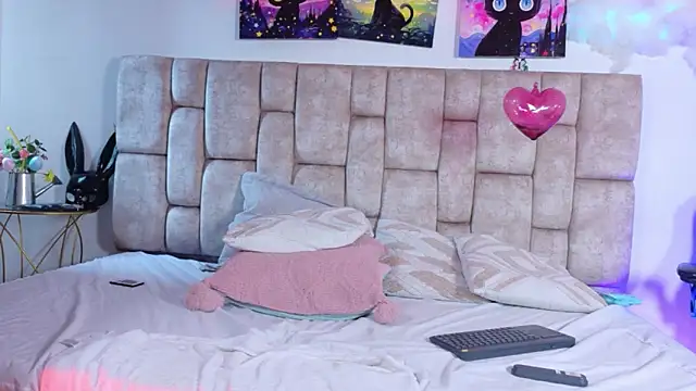 Chat XXX ao vivo de MiiaBlumm_