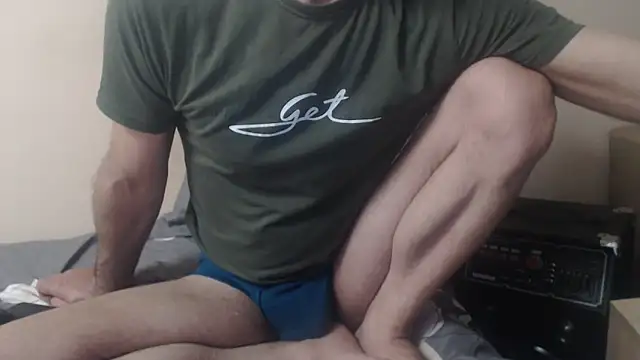 yvesstorm1 Webcam-Show