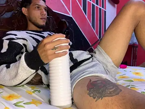 tanned_boy Live XXX-Chat