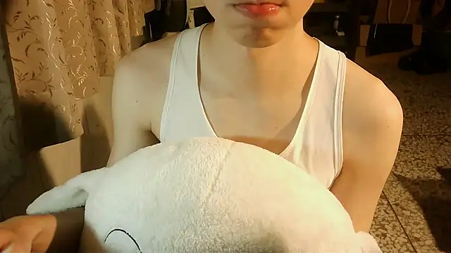 KYU890428 在線直播表演