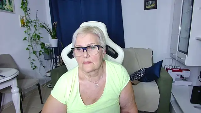 Selenna57 现场XXX聊天