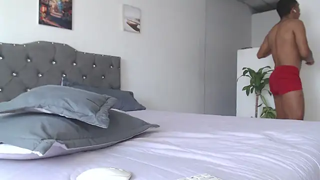 Chat XXX en directo de Aaronblack1_