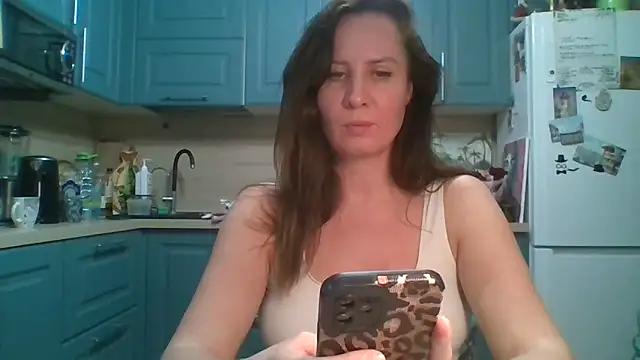 ALICAINWONDERLAND's Live XXX Chat