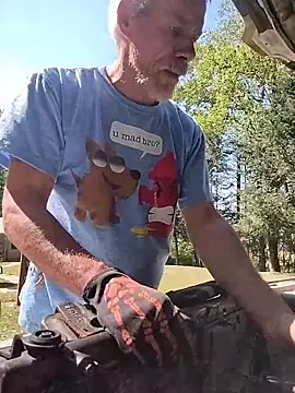 Biknight: διαδικτυακό σόου στην κάμερα