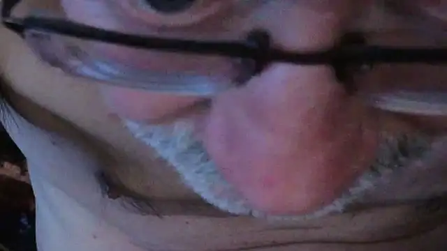 عرض كام cumloverboyxx69