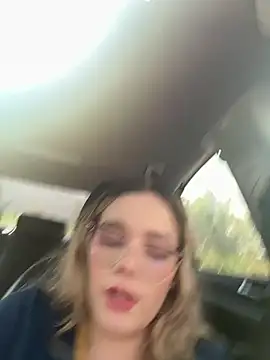 NicoleCutのウェブカメラショー