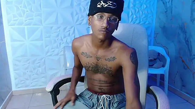 Pertunjukan Kamera Web ManSant