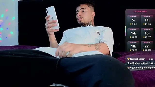 JuanCamiilo_66 webkamerás műsora