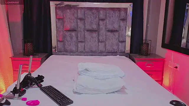 LeoMonnroe Adlı Modelin Web Kamerası Şovu