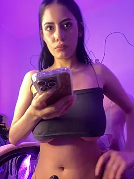 Chatroom XXX en direct de Baby_Meli