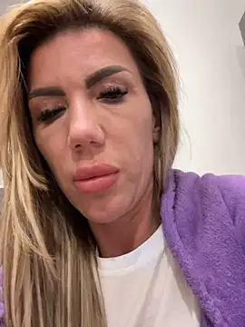 LoreennAny Webcam show