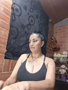 Chatroom XXX en direct de Alexandrina