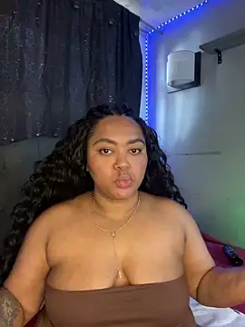 yanza2002 Show in webcam