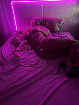 Shynesse21 Adlı Modelin Canlı XXX Sohbeti