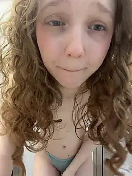 outside_rosy Adlı Modelin Canlı XXX Sohbeti