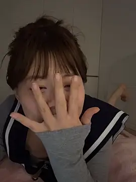 Nana-3のライブXXXチャット