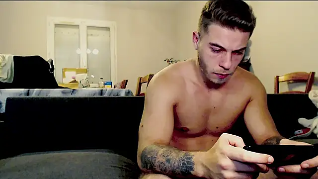 Elkafit28: онлайн-секс-чат