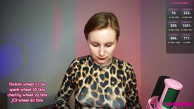 KinkyMissCherryのライブXXXチャット
