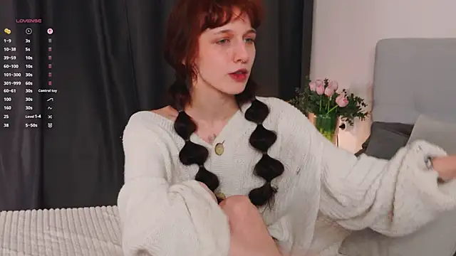 LeelooYolo's Live XXX Chat