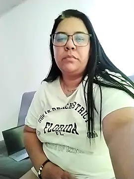 Carameloswing1's Live XXX Chat