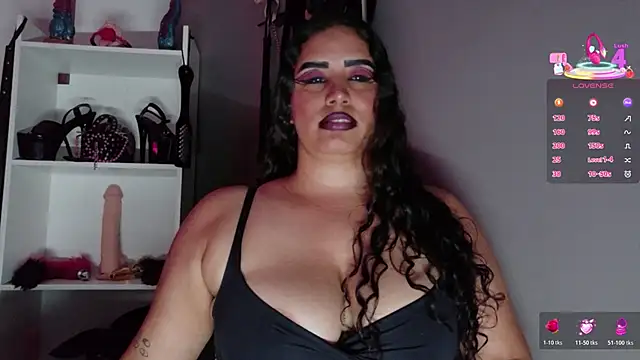 แชท XXX สดของ MariaGaitan