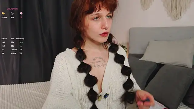 Czat XXX na żywo – LeelooYolo