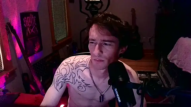 Pokazy przed kamerką – LEVIATHANX666