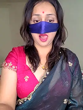 Chatroom XXX en direct de WetDollX