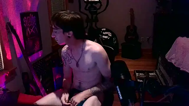 LEVIATHANX666: онлайн-секс-чат