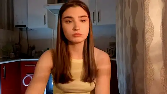 LissaBliss Adlı Modelin Canlı XXX Sohbeti