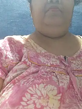 tamilthanushri Live XXX-Chat