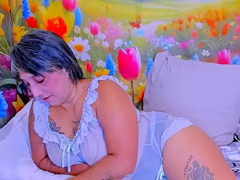 Chat XXX ao vivo de indianroxy