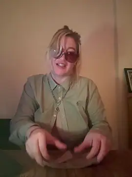 Granlady7 Adlı Modelin Canlı XXX Sohbeti