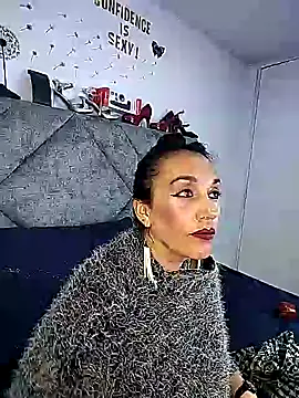 Shantey_Laurent Live XXX-Chat