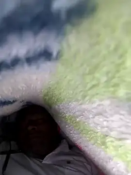 Chanderi19's Webcam Show