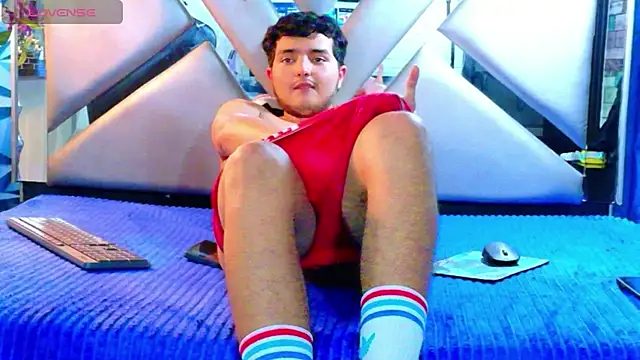 Oliver_Jamees: онлайн-секс-чат