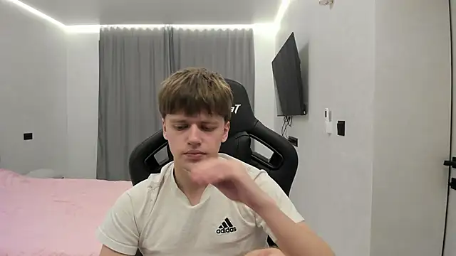 Webkamerová show bonekoambalabu