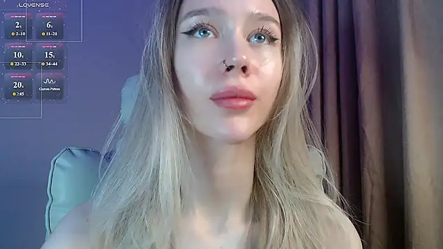 Des_ch লাইভ XXX চ্যাট