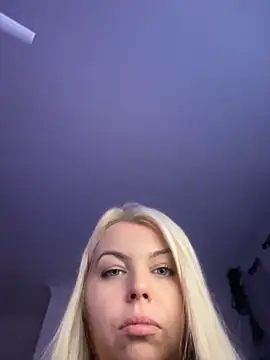 Siren-xiv's Live XXX Chat