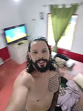 AlukardBig Adlı Modelin Canlı XXX Sohbeti