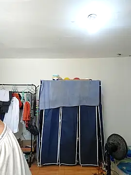 thom_1 Adlı Modelin Canlı XXX Sohbeti