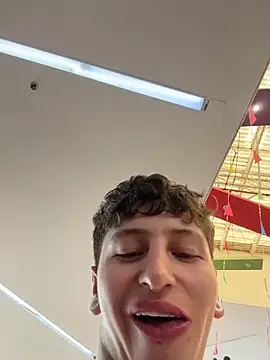 ARON_LUXX Show Webcam