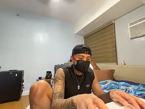 tattoo_hottie Adlı Modelin Canlı XXX Sohbeti