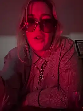 Granlady7 élő XXX-chatje