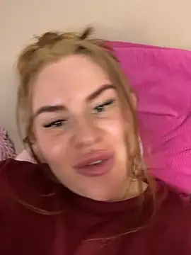 RedFoxQueen Live XXX-chat