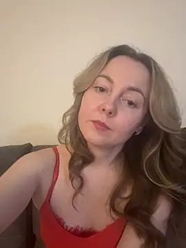 Elineaa Chat XXX live