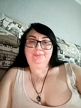 MariSwan222 Live XXX-Chat